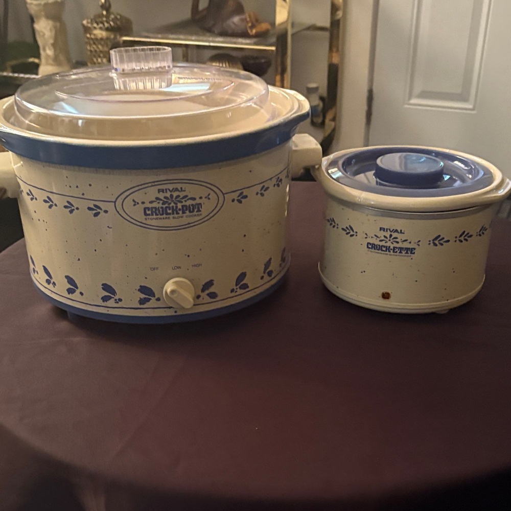 Vintage Rival Blue & Cream Crock-Pot Crock-Pot & Crock-Ette